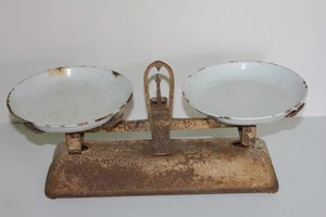 Alte Küchenwaage, ungereinigt, Dachbodenfund, Vintage, Retro, Alt, Dekoobjekt - Bild 1 von 5