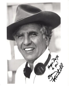 GARRY MARSHALL foto firmata autografata 8x10 con ologramma certificato di autenticità - Foto 1 di 2