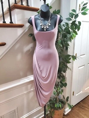 Vestido Missguided para mujer rosa liso poliéster cuello redondo sin mangas hasta la rodilla 4 Foto 1 de 4