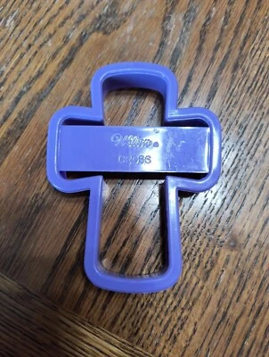 Molde artístico cortador de galletas Wilton Cross 1992 2303-0141 púrpura 3 7/8 por 3 pulgadas Foto 1 de 4