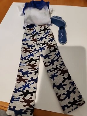 Barbie KEN Fashion Avenue Outfit 25752 2002 Camo Mattel - Image 1 of 3