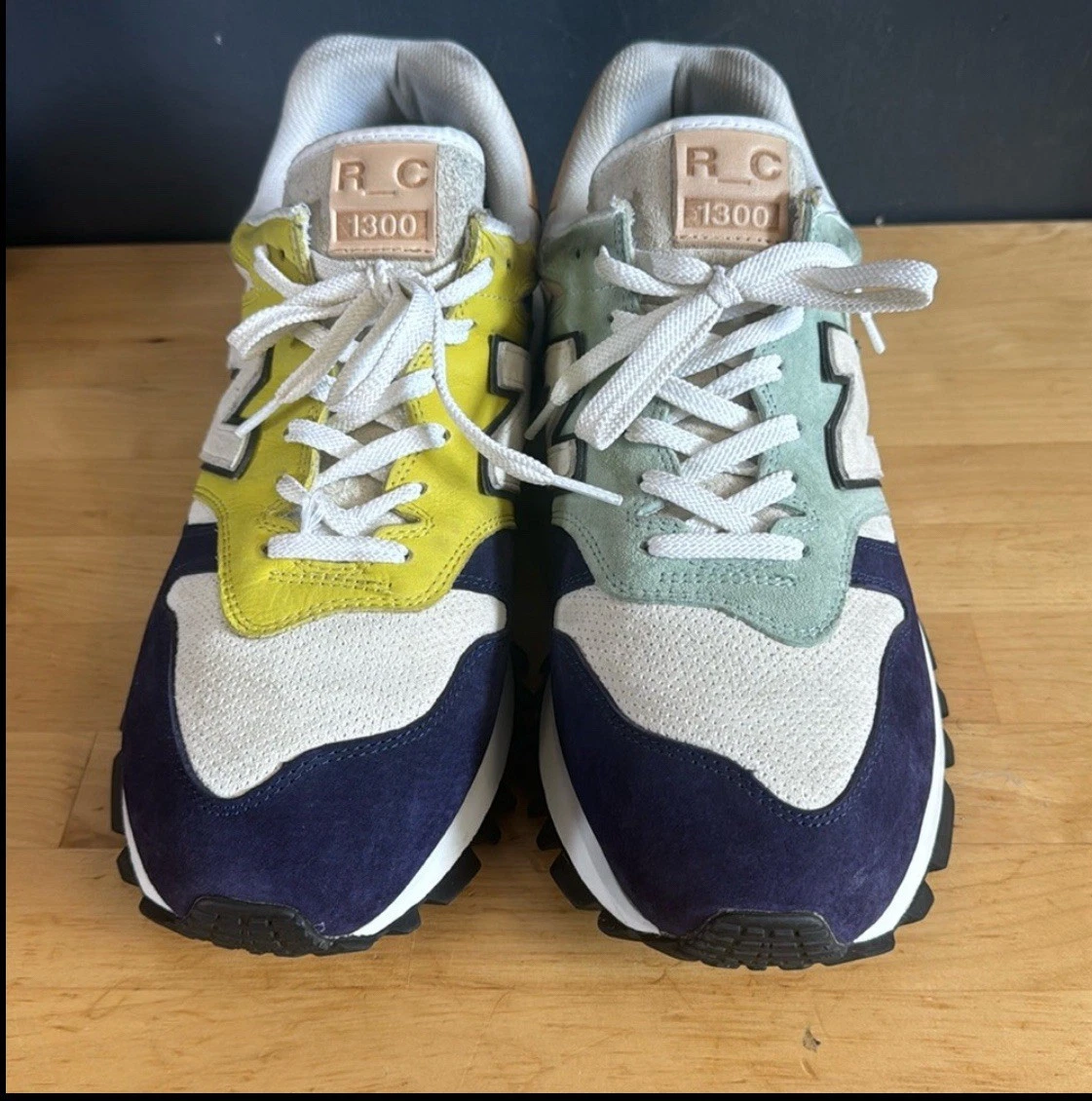 Preços baixos em New Balance Tokyo Design Studio x RC_1300 Surplus