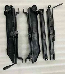 ADECUADO PARA SUZUKI SAMURAI 86'-95 ASIENTOS CORREDERAS SOPORTES DE MONTAJE DIESTRO Y DERECHO / OEM - Imagen 1 de 7