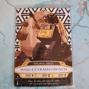 Tarjetas Sorcerers of the Magic Kingdom - #39 - Wall-E’s Trash Crunch - Imagen 1 de 2