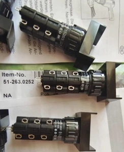 1PCS NEW FIT FOR switch 51-263.0252 3NC+3NO - Picture 1 of 4