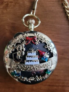 Happy Birthday, Taschenuhr Luxus Silber Mechanische Kette Hohl Kuchen Design - Bild 1 von 7