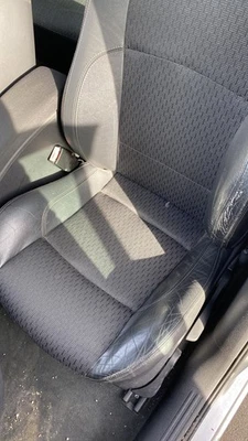 SITZ LINKS VORNE Renault Laguna II (BG) 7701059207 #115096439 - Bild 1 von 4