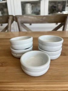 French White Porcelain Ridged Butter Pat 5 Individual Butter Dish Salt - Picture 1 of 6