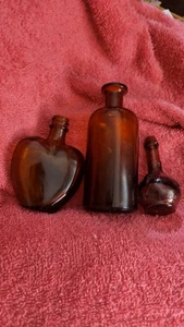 Kleine braune Flasche Lot 3 - Bild 1 von 12