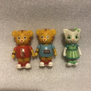 Lot of 3 Daniel Tiger's Neighborhood Figures. - Picture 1 of 8
