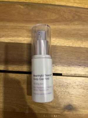 Meaningful Beauty Cindy Crawford Glowing Serum 0.5 oz - SEALED - Image 1 of 2