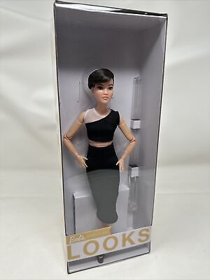 Barbie Signature The Looks Doll Posable #3 GXB29 Asian 2021 NEW In Box Mattel • 29.99$