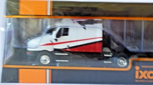 Ixo TR214 Kenworth T2000 6x4 tractor cab 1998 white with red stripes 1:43 Scale - Picture 1 of 2