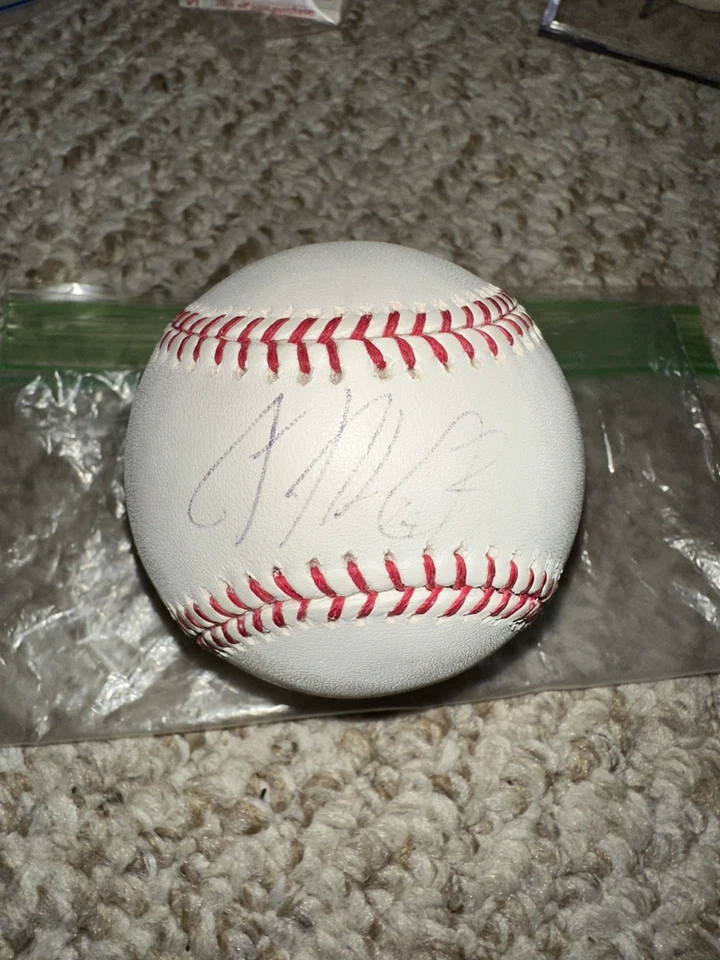 Бейсбольный мяч MLB с автографом Майкла Борна - Изображение 1 из 1