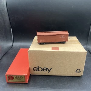 Vintage BUILT Red Ball HO Scale Golden Era Wood Kit London & Port Stanley Boxcar - Picture 1 of 11