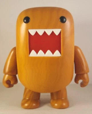 Domo Deluxe Qee 7" Wood Grain Collectible Figure 2010 NHK TOY 2R - Image 1 of 4