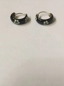 Wunderschöne 925 Silber Creolen Emaille Blumen Schwarz Hippie - Bild 1 von 5