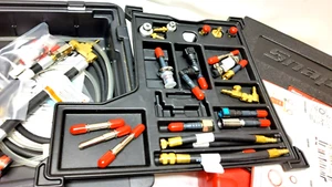 New Snap-on EEFI500A Master Fuel Injection Pressure Gauge Testing Kit Set n Case - Foto 1 di 8