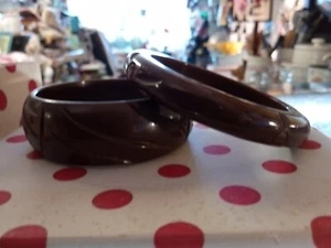 Bakelit Armbänder geschnitzt - Bild 1 von 5