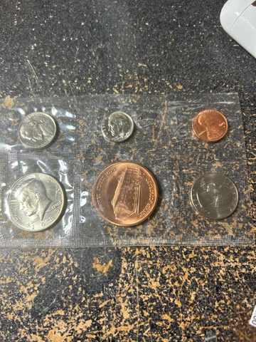 1983-D Denver Mint Souvenir 6 Coin Set Cover