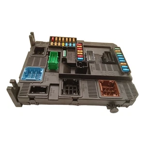 PEUGEOT 2008 BCM BODY CONTROL MK1 PH2 GT LINE PETROL FUSE BOX BCU BCM 9819850080 - Picture 1 of 16