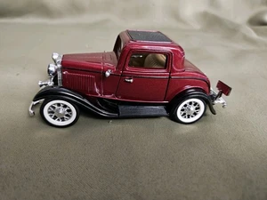 Sunnyside 1932 Ford 1:30 Diecast rot Modell + 5 weitere 50er Jahre Modelle von New Ray - Bild 1 von 12