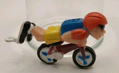 Hippie Peace Ciclista Paracaidismo Paracaidista Juguete De Colección Años 90 Rack Juguete Juguete PVC Foto 1 de 4