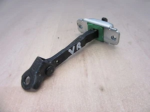 HYUNDAI i10 PA 1.2  Bj. 2011 Türfangband Türbremse Türstopper vorne rechts (117) - Bild 1 von 3