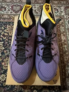 Tenis Nike ACG Air Mowabb OG Gravity Oro Púrpura Negro DC9554-500 Para Hombre 9 - Imagen 1 de 5