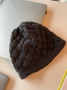 botegga veneta beanie hat - Picture 1 of 6