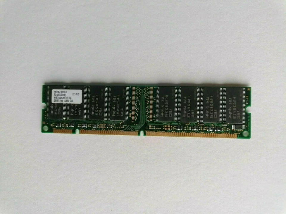 Hynix PC133U-333-542 HYM71V32635AT8-H AA 256MB sync 133mhz cl3 - Image 1 of 2