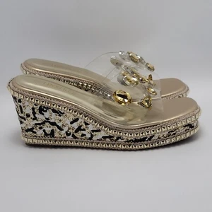Tinstree Clear PVC Studded Gemstone Gold Wedge Platform Slide Sandal Size 9 - Picture 1 of 12