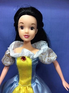 L4) Disneys Schneewittchen, schöner Zustand, ohne Kausnacks, Details siehe Bilder - Bild 1 von 11