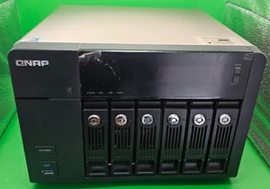 NAS QNAP TS-659 PRO II Intel Atom D525 1.8GHz 1GB DDR3 6-Bay - Picture 1 of 4