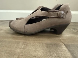 Naot Radical Heels Cap Toe T-Strap Mary Jane 8.5 39 Taupe Leather Suede Shoe - Picture 1 of 12