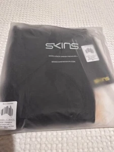 SKINS Series 5 compression leggings black large brand new - Picture 1 of 4