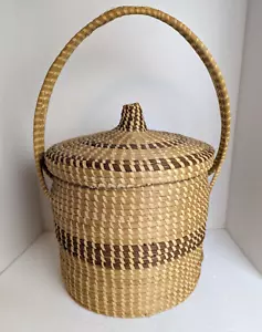 Large Vintage Gullah Sweetgrass & Pine Needle Basket With Lid Charleston, SC - Picture 1 of 18