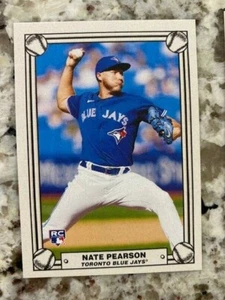 Juego de 3 tarjetas de novato 2021 Topps Montgomery 582 Club Blue Jays Nate Pearson #10 - Imagen 1 de 1