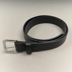Black Leather Belt Mens Sz 35 Silver Buckle ~ 1.5 ins Wide ~ Strap Snaps Off - Picture 1 of 14