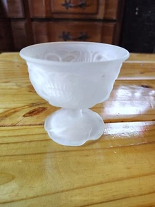 Avon Flower Frost Collezione Vetro Smerigliato Piccolo Calice Sherbet Tazza 3,5” - Foto 1 di 4