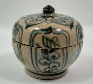 Miniatur, Schrankgroß blau weiß Thai Sawankhalok Deckeldose 14. Jh. - Bild 1 von 8