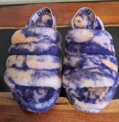 Zapatilla para mujer UGG Fluff Yeah violeta mármol talla 9 EE. UU. Foto 1 de 4