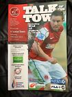 2011/12    Fleetwood Town    v    Luton Town    Signed By 10    EXCELLENT