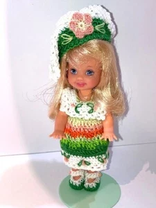 Muñeca Barbie Kelly, ropa, zapatos, soporte Kaiser - Imagen 1 de 2