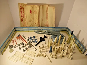 Vintage Marx Playset Items Various Pieces & Parts Cape Canaveral Missile Base - Picture 1 of 17