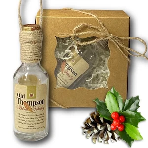Alte Thompson Blended Whiskey Handwerk Vintage Miniatur Glas Flasche Ornament - Bild 1 von 8