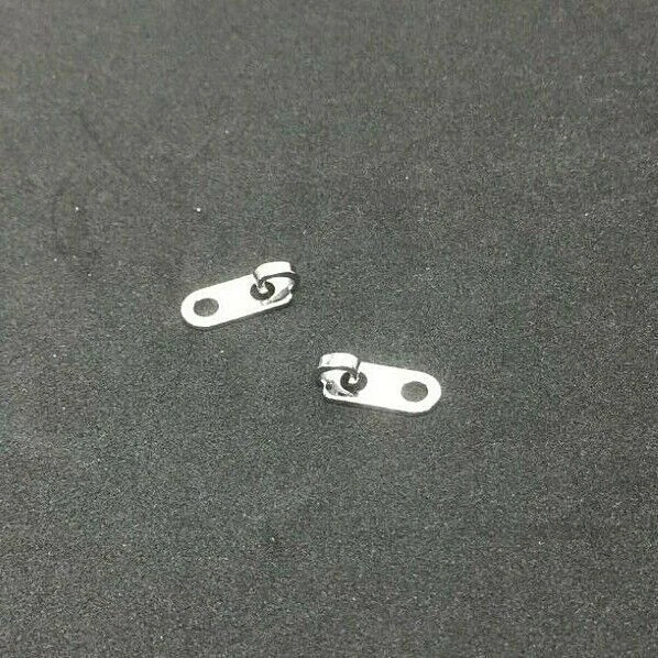 2X  Covers. Looper Th. Guide G1269 (416371301) Singer/Husqvarna/Pfaff/Babylock   - Image 1 of 1