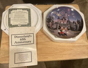 Disneyland 40 Aniversario Plato #1 Castillo de la Bella Durmiente Bradford Exchange - Imagen 1 de 3