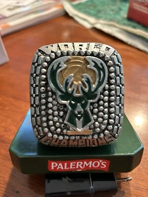 2021 Milwaukee Bucks Ltd Edition Championship Ring Replica Figurine 4x3.5x3.5 in - Image 1 of 4