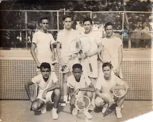 BOBBY RIGGS & DON BUDGE Signed 7.5" x 9" B&W Tennis Team Photo Miami Surf Club - Picture 1 of 6